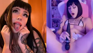 Lolitabuny Masturbates Vibrator
