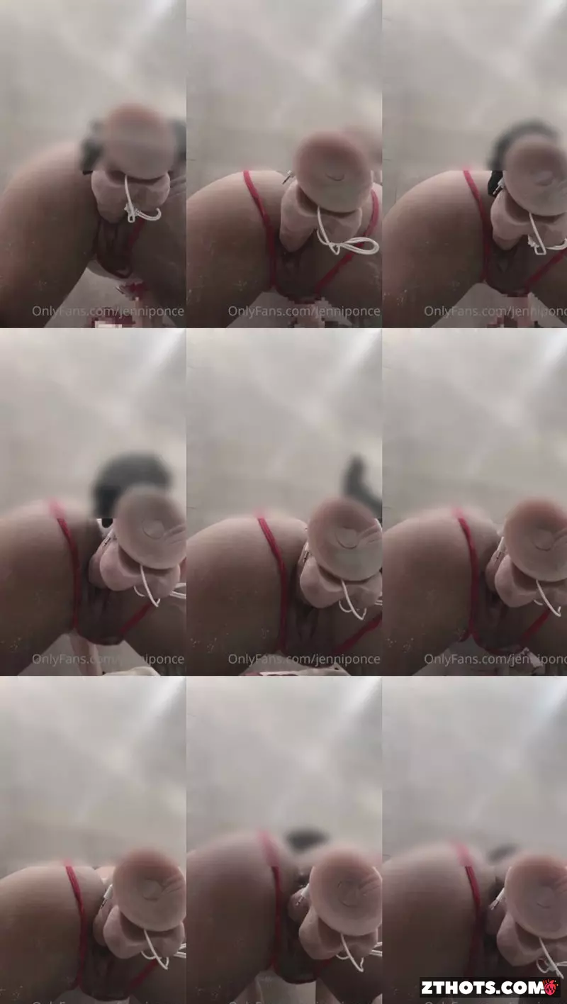Jenniponce Backshots Big Dildo